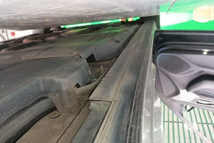 Used Cadillac CT5 2020 Updated 28T Leading Sporty Version Left Side Sill