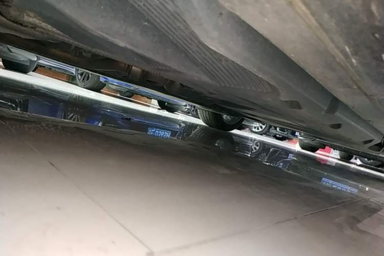 Used Cadillac CT5 2020 Updated 28T Leading Sporty Version Left Side Sill