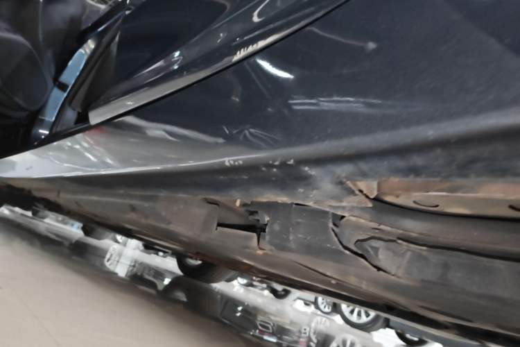 Used Cadillac CT5 2020 Revised Version 28T Luxury Edition Left Side Sill