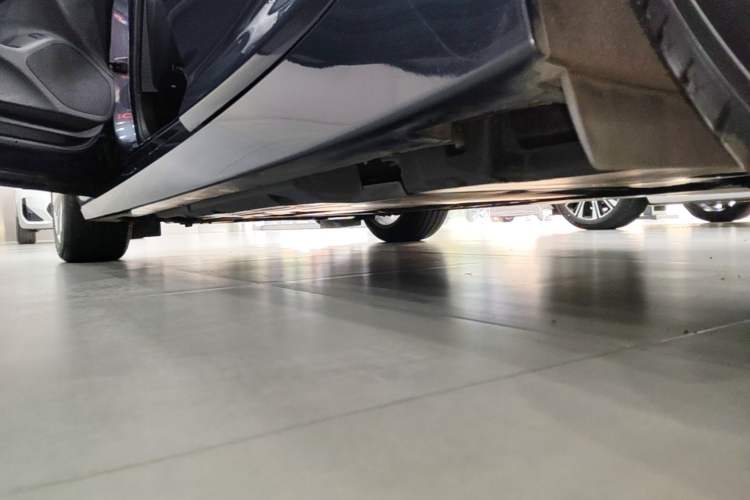 Used Cadillac CT5 2020 Revised Version 28T Luxury Edition Left Side Sill