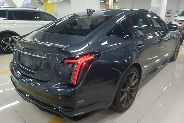 Used Cadillac CT5 2020 28T Leading Sport Model Rear Right 45 Deg