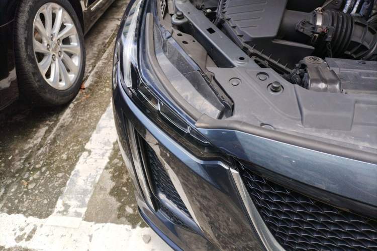 Used Cadillac CT5 2020 Revised 28T Platinum Sport Edition Right Front Headlight