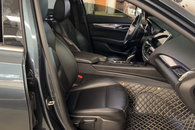 Used Cadillac CT5 2020 Revised Version 28T Fashion Edition Right Front Seat