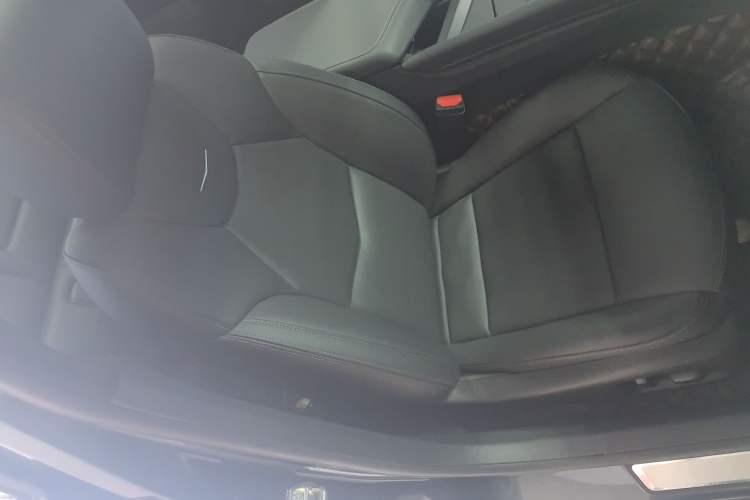 Used Cadillac CT5 2020 Revised Version 28T Luxury Edition Right Front Seat