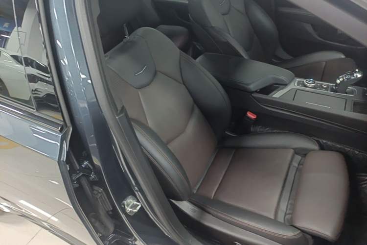 Used Cadillac CT5 2020 28T Leading Sport Model Right Front Seat