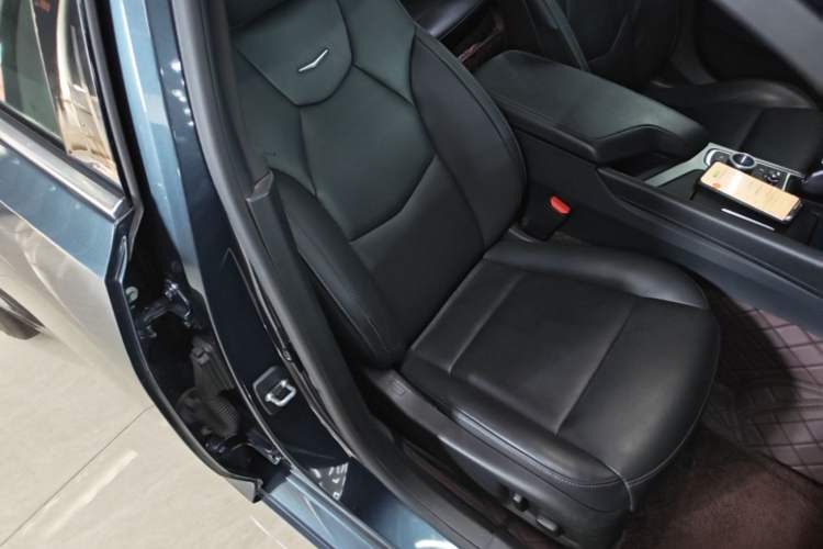 Used Cadillac CT5 2020 Revised Version 28T Luxury Edition Right Front Seat