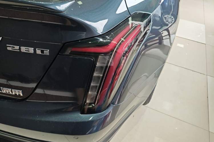 Used Cadillac CT5 2020 28T Leading Sport Model Right Rear Taillight