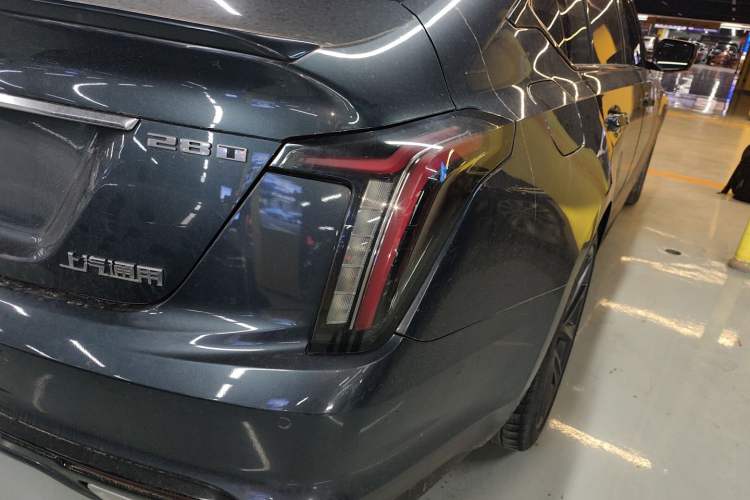 Used Cadillac CT5 2020 Revised 28T Platinum Sport Edition Right Rear Taillight