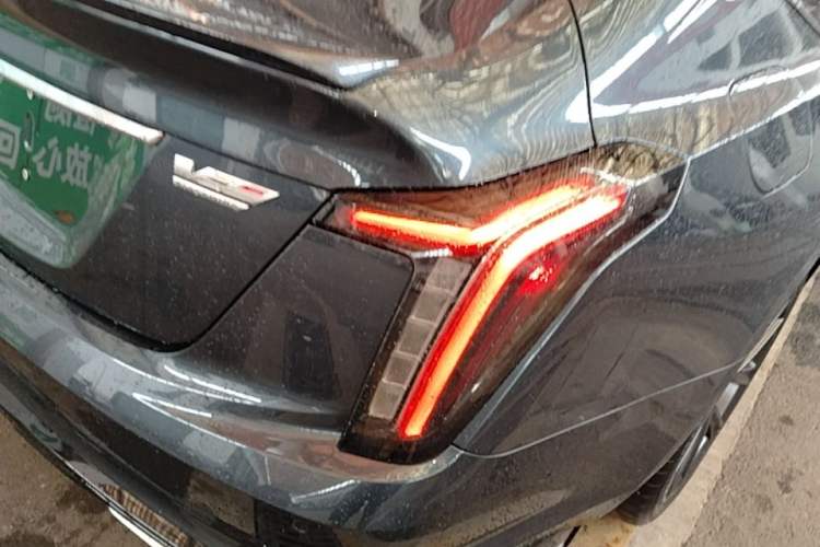 Used Cadillac CT5 2020 Revised 28T Platinum Sport Edition Right Rear Taillight