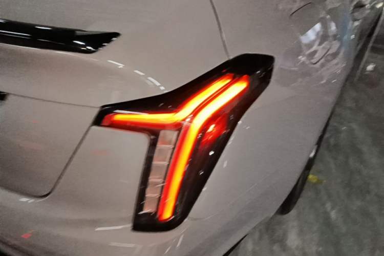 Used Cadillac CT5 2020 Revised 28T Platinum Sport Edition Right Rear Taillight