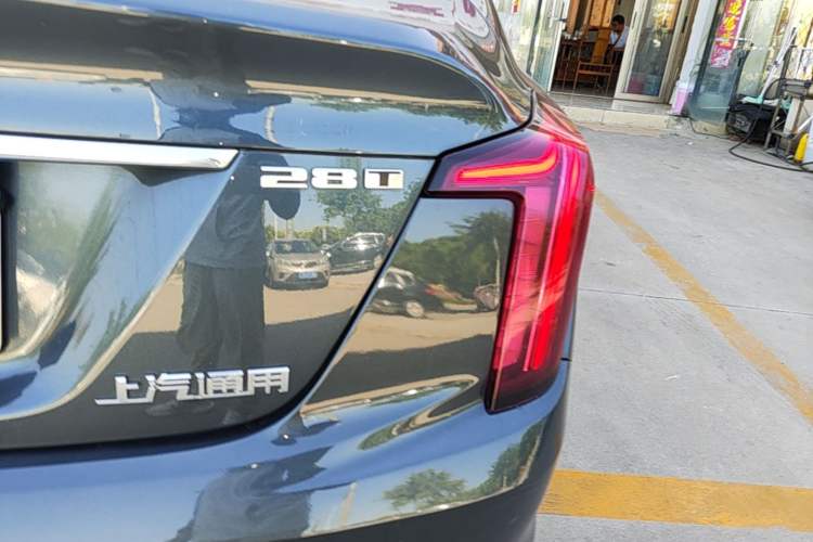 Used Cadillac CT5 2020 28T Tech Edition Right Rear Taillight