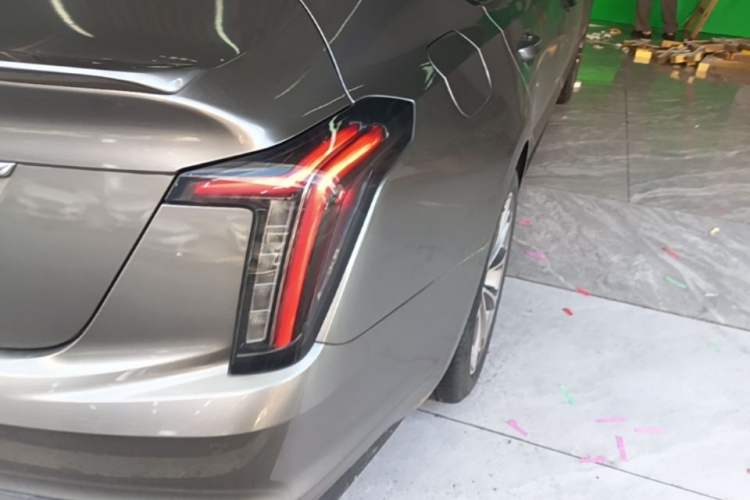 Used Cadillac CT5 2020 Updated 28T Leading Sporty Version Right Rear Taillight