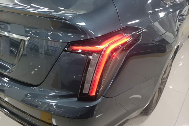 Used Cadillac CT5 2020 28T Leading Sport Model Right Rear Taillight