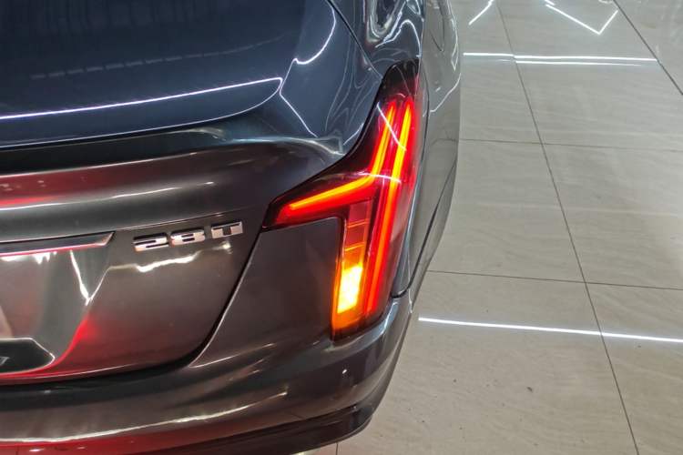 Used Cadillac CT5 2020 Revised Version 28T Luxury Edition Right Rear Taillight