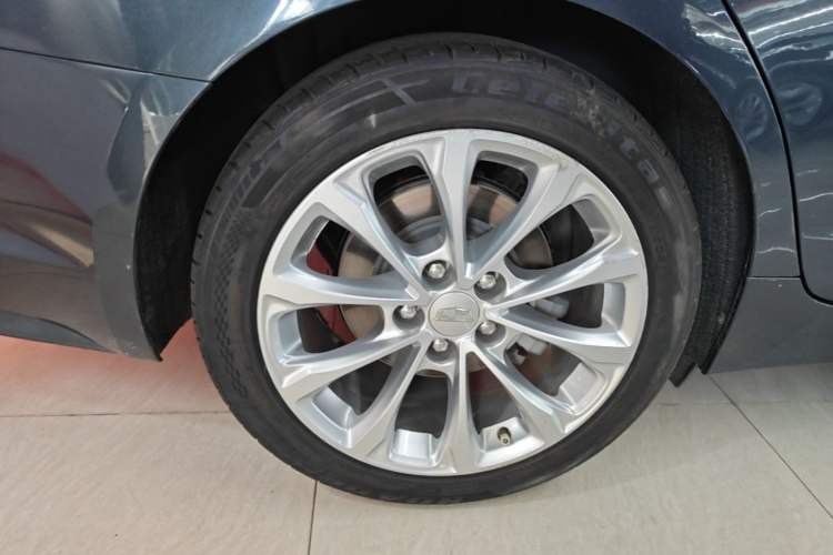 Used Cadillac CT5 2020 Revised Version 28T Luxury Edition Right Rear Wheel Hub
