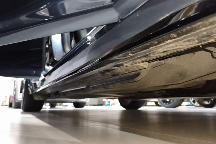 Used Cadillac CT5 2020 Updated 28T Leading Sporty Version Right Side Sill