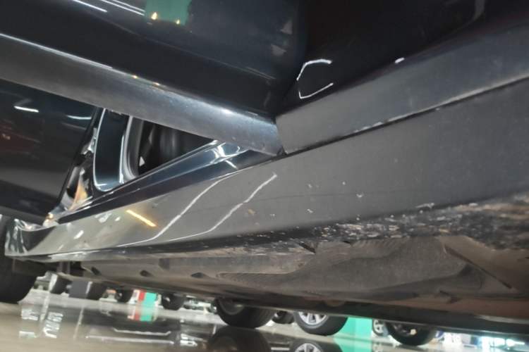 Used Cadillac CT5 2020 Revised Version 28T Luxury Edition Right Side Sill