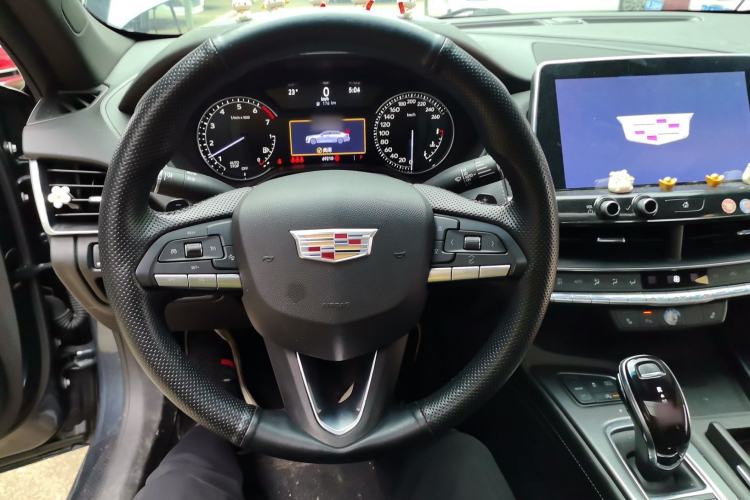Used Cadillac CT5 2020 Revised Version 28T Luxury Edition Steering Wheel
