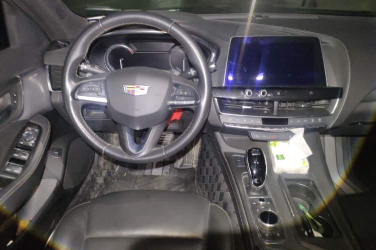 Used Cadillac CT5 2020 Revised Version 28T Luxury Edition Steering Wheel