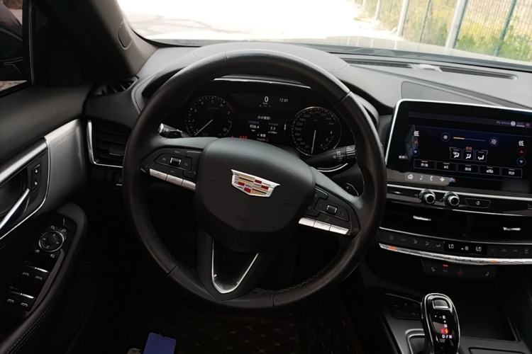 Used Cadillac CT5 2020 Revised Version 28T Luxury Edition Steering Wheel