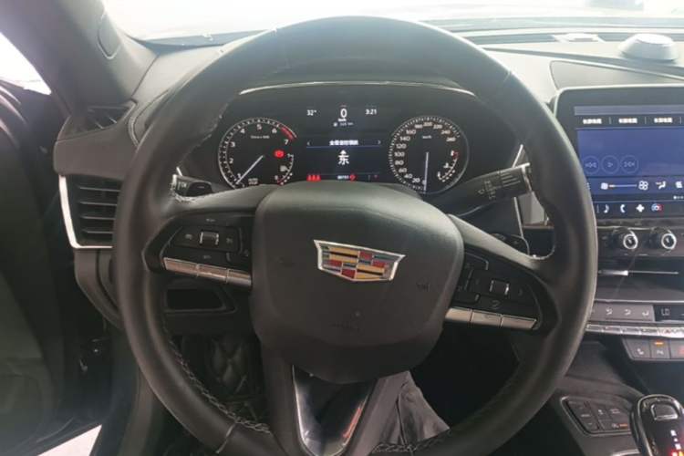 Used Cadillac CT5 2020 Revised Version 28T Luxury Edition Steering Wheel