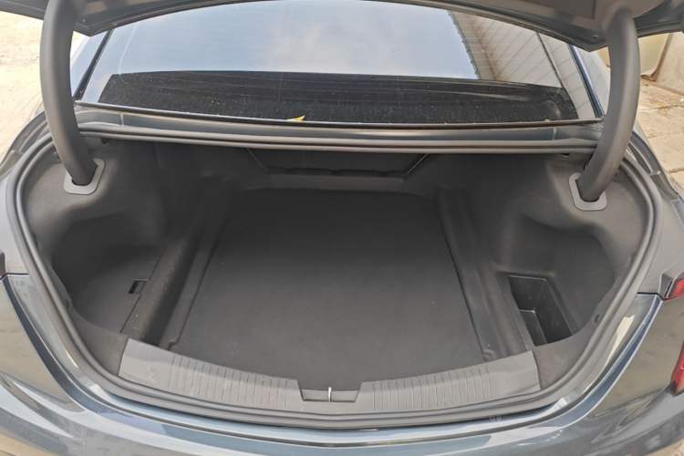 Used Cadillac CT5 2020 Revised Version 28T Luxury Edition Trunk