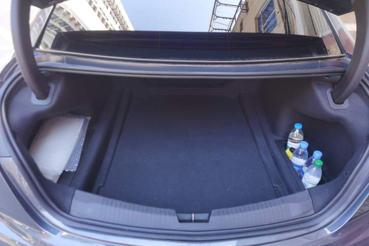 Used Cadillac CT5 2020 28T Tech Edition Trunk
