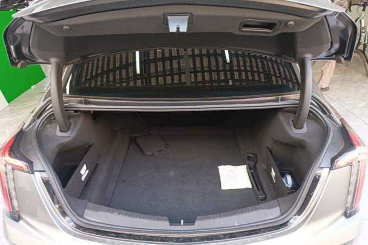 Used Cadillac CT5 2020 Updated 28T Leading Sporty Version Trunk