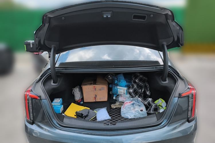 Used Cadillac CT5 2020 28T Platinum Sport Edition Trunk
