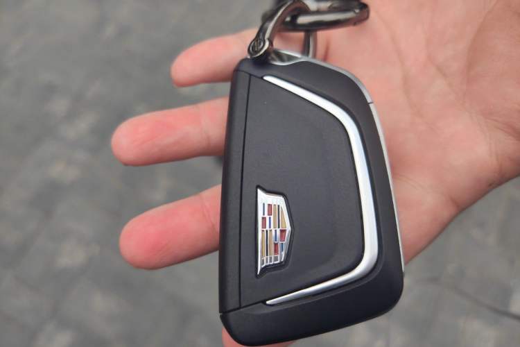 Used Cadillac CT5 2020 Revised 28T Platinum Sport Edition Vehicle Key