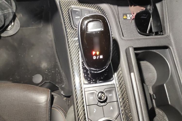 Used Cadillac CT5 2020 Revised 28T Platinum Sport Edition Gear Lever