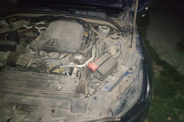 Used Cadillac CT5 2020 28T Tech Edition Engine Bay Left