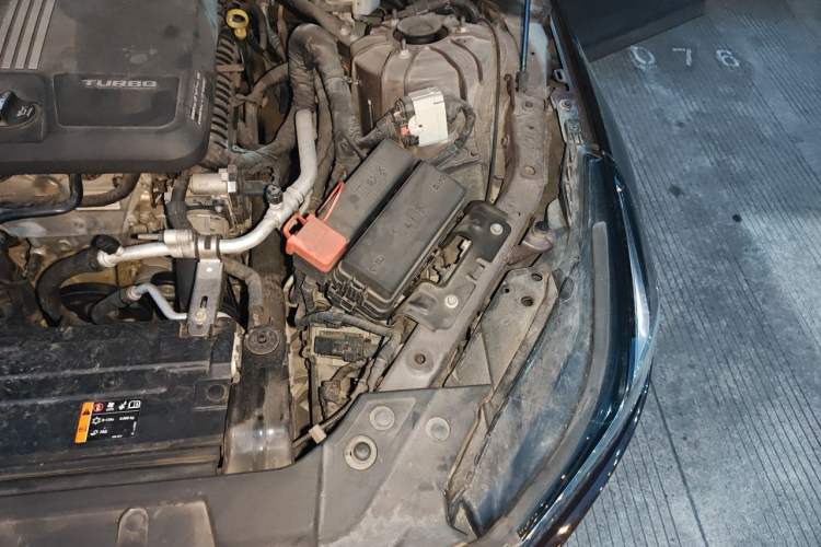 Used Cadillac CT5 2020 28T Leading Sport Model Engine Bay Left