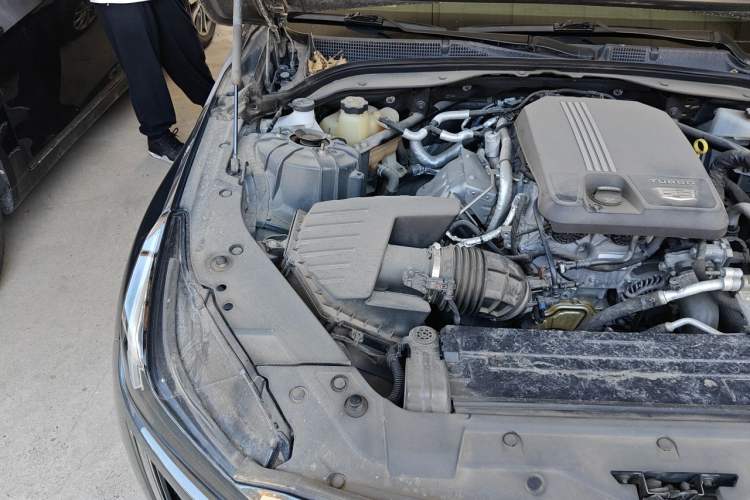 Used Cadillac CT5 2020 Revised Version 28T Luxury Edition Engine Bay Right