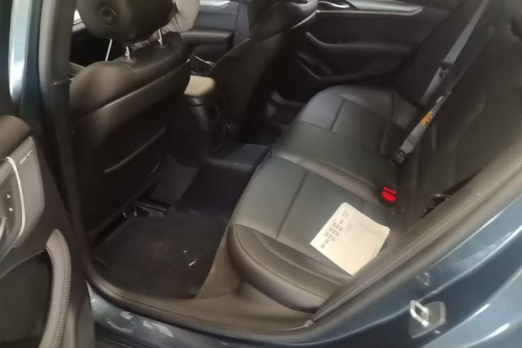 Used Cadillac CT5 2020 Revised Version 28T Luxury Edition Left Rear Seat