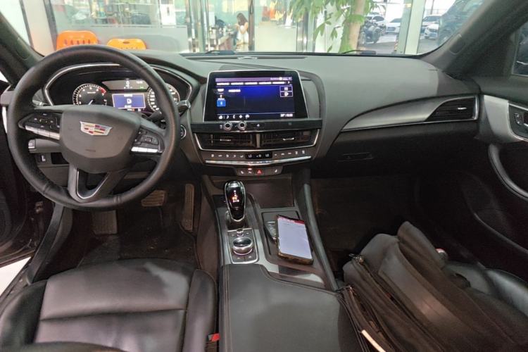 Used Cadillac CT5 2020 28T Luxury Version Center Console