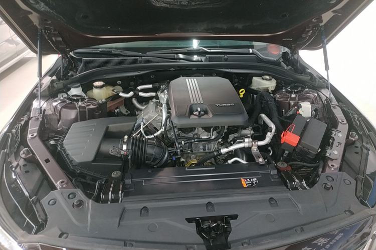 Used Cadillac CT5 2020 28T Fashion Edition Engine Bay