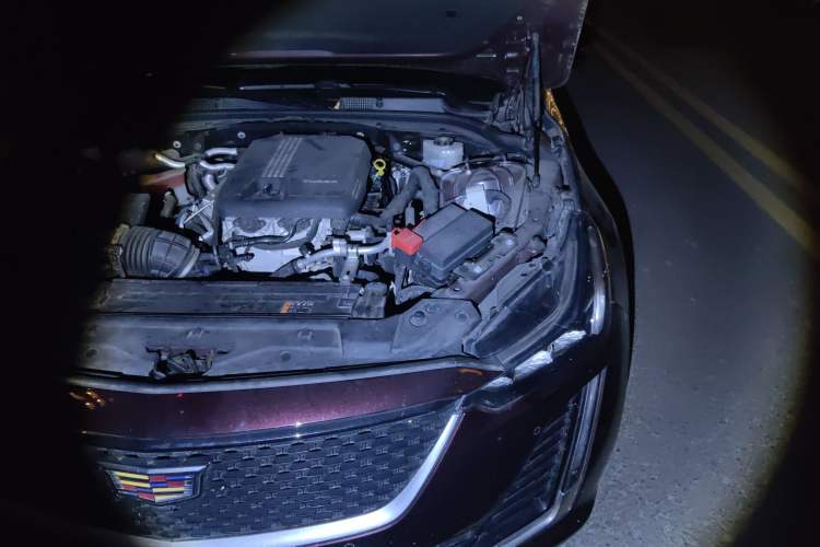 Used Cadillac CT5 2020 28T Luxury Version Engine Bay Left