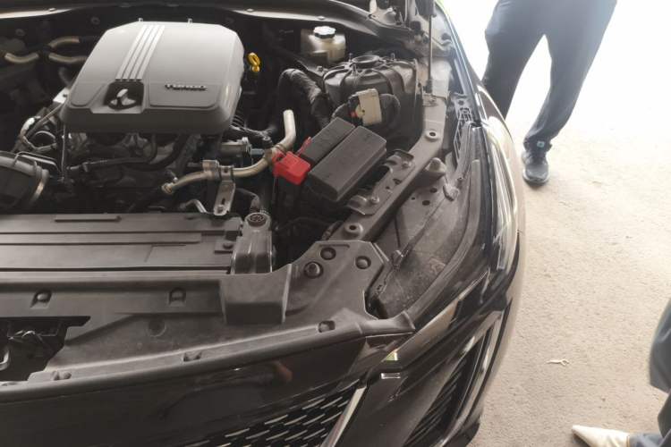 Used Cadillac CT5 2020 28T Fashion Edition Engine Bay Left