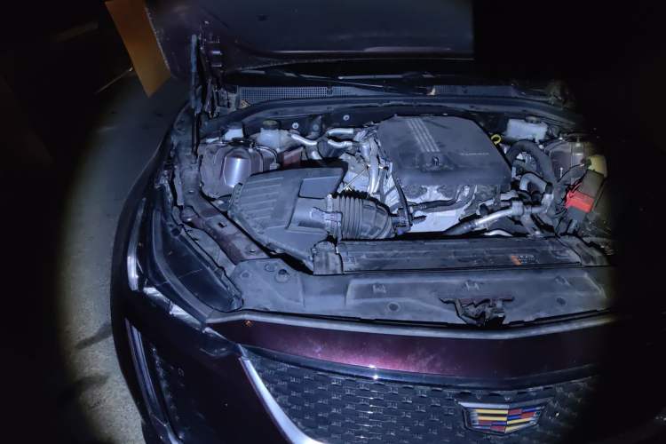 Used Cadillac CT5 2020 28T Luxury Version Engine Bay Right