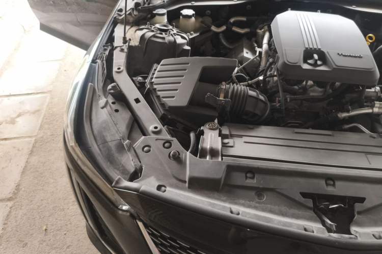 Used Cadillac CT5 2020 28T Fashion Edition Engine Bay Right
