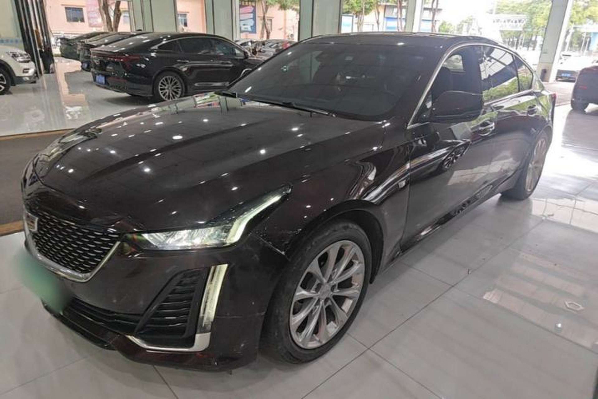 Used Cadillac CT5 2020 28T Luxury Version Front Left 45 Deg