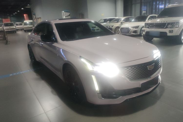 Used Cadillac CT5 2020 Revised Version 28T Luxury Edition Front Right 45 Deg