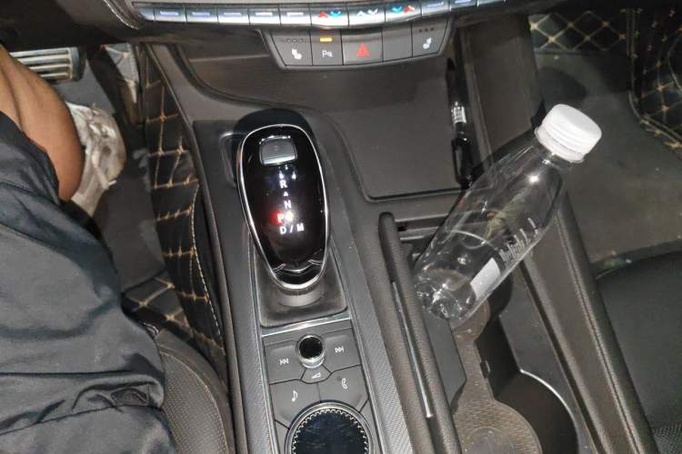 Used Cadillac CT5 2020 Revised Version 28T Luxury Edition Gear Lever
