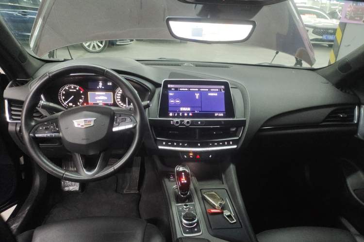 Used Cadillac CT5 2020 28T Luxury Version Interior 2