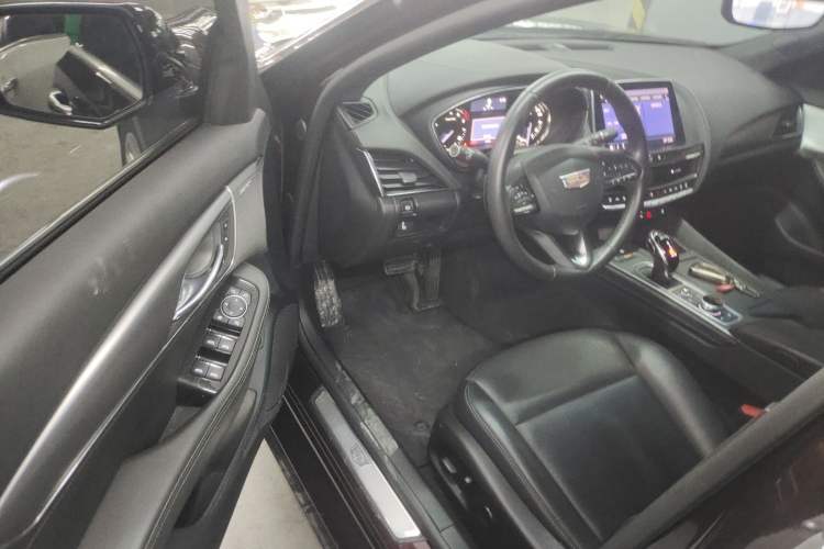Used Cadillac CT5 2020 28T Luxury Version Interior 3