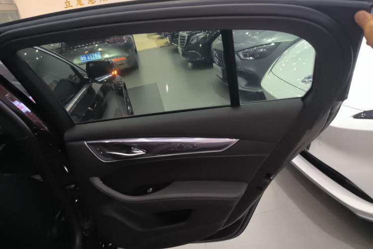 Used Cadillac CT5 2020 28T Fashion Edition Interior 6