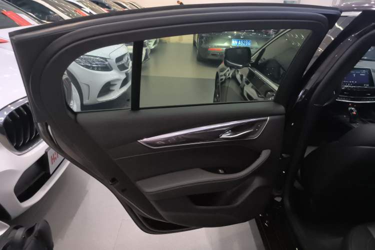 Used Cadillac CT5 2020 28T Fashion Edition Interior 8