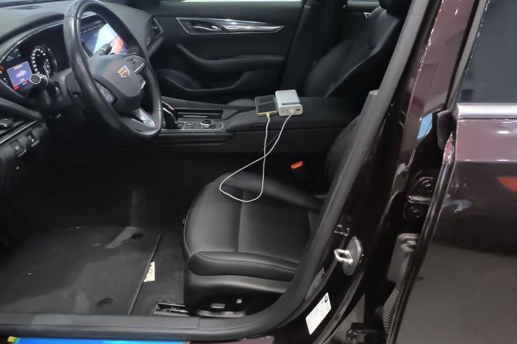 Used Cadillac CT5 2020 28T Fashion Edition Left Front Seat