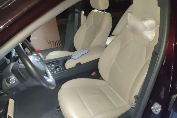 Used Cadillac CT5 2020 28T Luxury Version Left Front Seat